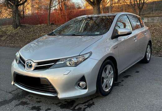 Toyota Auris 1.6i Comfort CVT