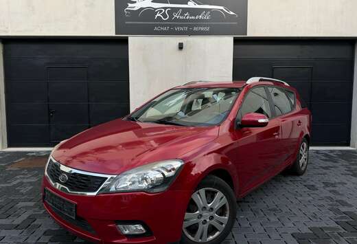 Kia Cee\'d SW 1.6 CRDi CILM/DA/AUX/ EXPORT / MARCHAND