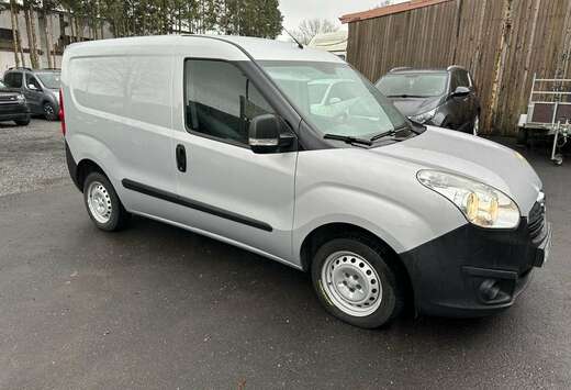 Opel 1.3 CDTI CAMIONNETTE 6100€ NETTO