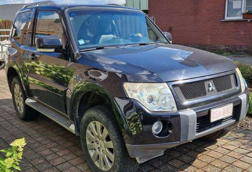 Mitsubishi Pajero 3.2 DI-D Automatik Instyle