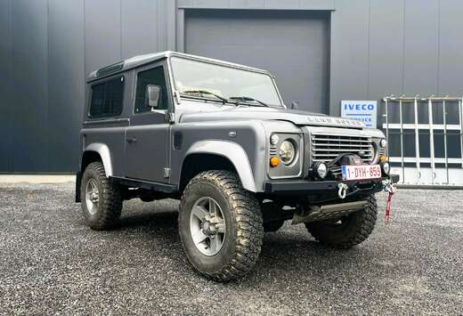 Land Rover Defender 2.2 Turbo - D SE