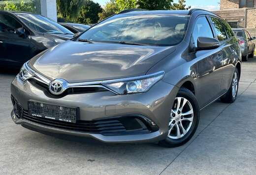 Toyota 1.33 Dual-VVT-i Touring Sports