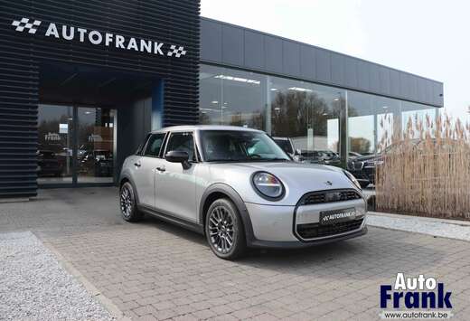 MINI 5D / ESSENTIAL / AUT / NAVI / CAM / PDC V+A / 17 ...