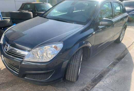 Opel Astra 1.4i Cosmo