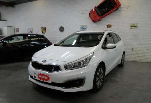 Kia 1.6 CRDi Navi // Garantie un an