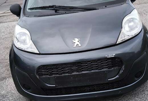 Peugeot 1100 essence 5 portes