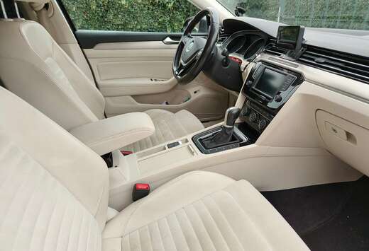 Volkswagen Passat SW 1.6 CR TDi Highline DSG