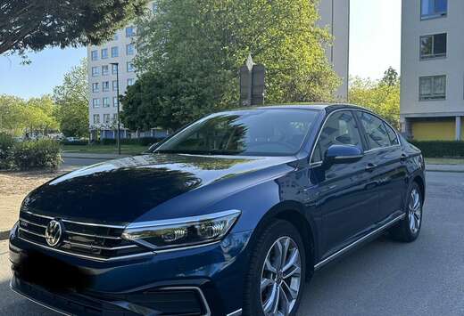 Volkswagen GTE 1.4 TSI PHEV Business DSG (160 kW)