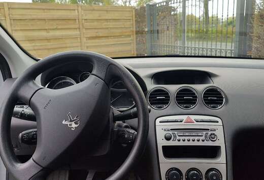 Peugeot 308 1.4i Access