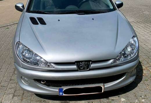 Peugeot 1.6i 16V Quiksilver