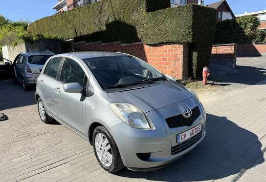 Toyota 1.3i CLIMATISÉ PRETE A IMMATRICULÉ -GARANTIE ...