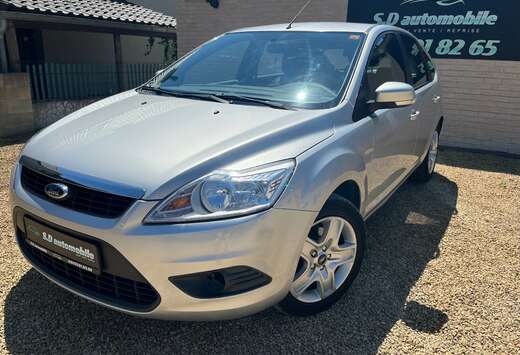 Ford Focus 1.6i X Trend