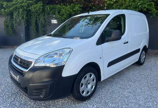 Peugeot 1.6 HDi*8.223€HT*AIRCO*3PLACES*PARFAIT ETAT