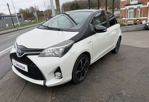 Toyota Yaris 1.,5  HYBRIDE VVT-i 16v Linea Sol