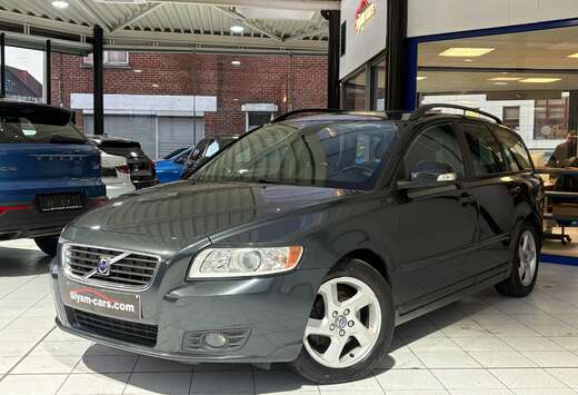 Volvo V50 1.6 D *CUIR * PDC * SIEGE CHAUFF * 1ER PROP ...