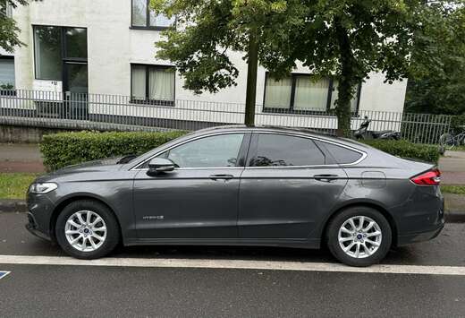 Ford 2.0 Hybrid CVT VIGNALE