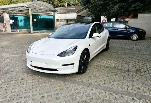 Tesla 78 kWh RWD Long Range Dual Motor (366kW)