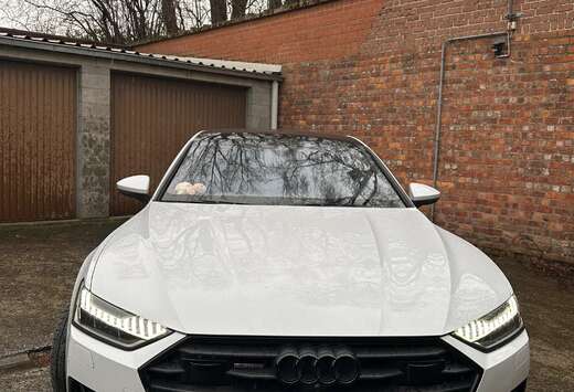 Audi 3.0L  Quattro S tronic