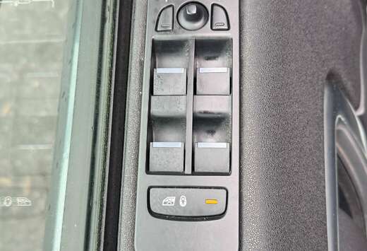 Land Rover Discovery Sport 2.0 eD4 E-Capability Stell ...