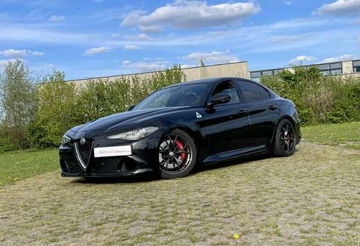 Alfa Romeo 2.9 T V6 Quadrifoglio