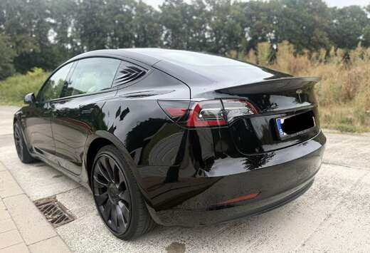 Tesla 78 kWh AWD Performance (377 kW)