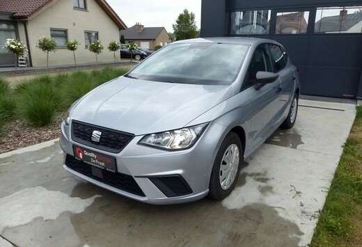 SEAT Navi, airco, PDC, bluetooth, zetelverwarming