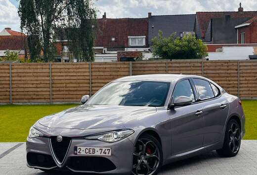 Alfa Romeo 2.2 Diesel AT8-Q4 Veloce