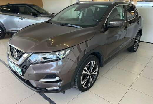 Nissan Qashqai 1.3 DIG-T N-Connecta DCT
