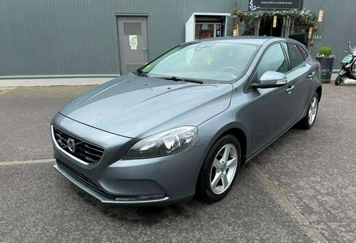 Volvo V40 2.0 D2 Momentum
