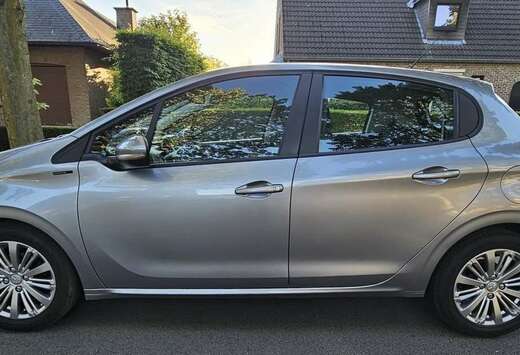 Peugeot 1.2i PureTech Signature S&S (EU6.2)
