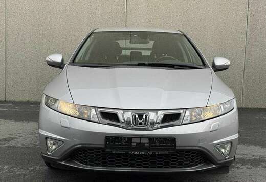 Honda Civic 1.4i Sport i-SHIFT
