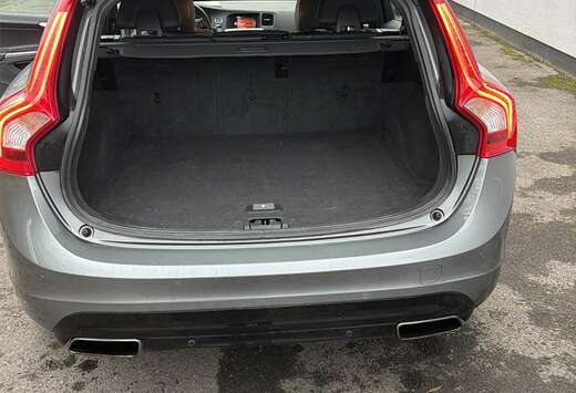 Volvo V60 T2 Geartronic Momentum