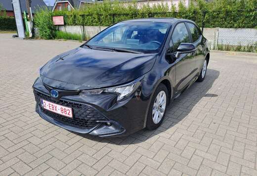 Toyota 1.8 Hybrid Dynamic e-CVT