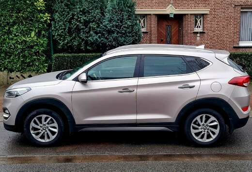 Hyundai blue 1.6 GDi 2WD Navi