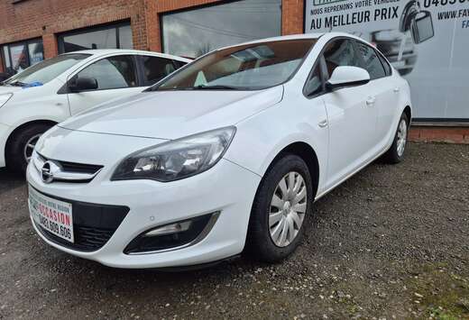 Opel Astra Sports Tourer 1.4i Enjoy Active