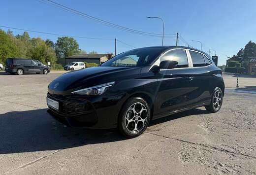 MG HYBRID+ LUXURY 194 cv * GARANTIE 6 ANS *