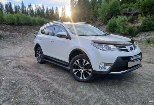 Toyota 2,0 4WD Executive CVT AUTOMATIQ