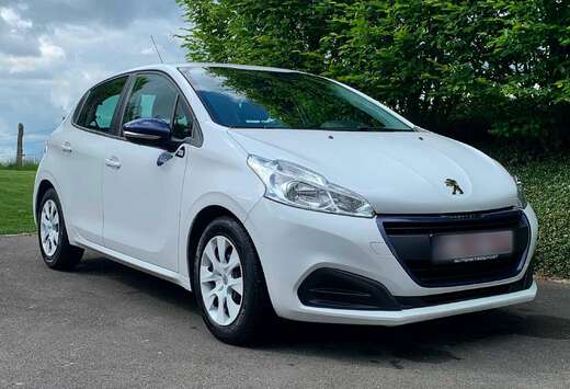 Peugeot 208 1.2i PureTech Like