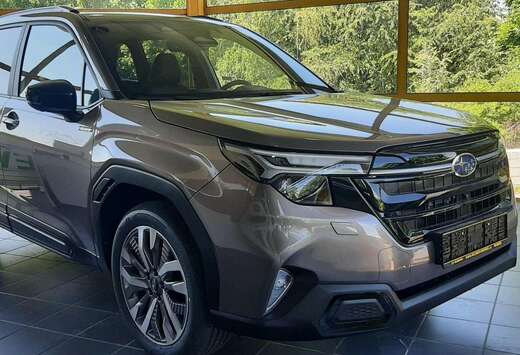 Subaru Forester  PREMIUM VOLLAUSSTATTUNG 8J.GARANTIE