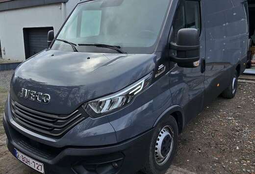 Iveco 35 S 18HA8 V