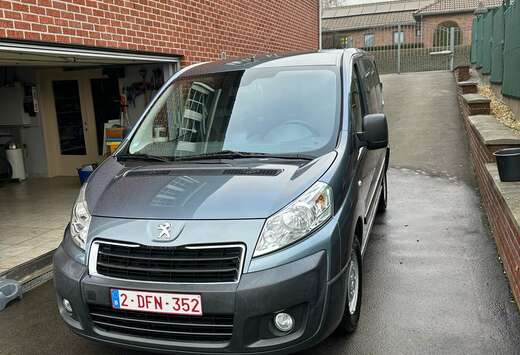 Peugeot 1.6 HDi L1H1 Premium Euro 5b