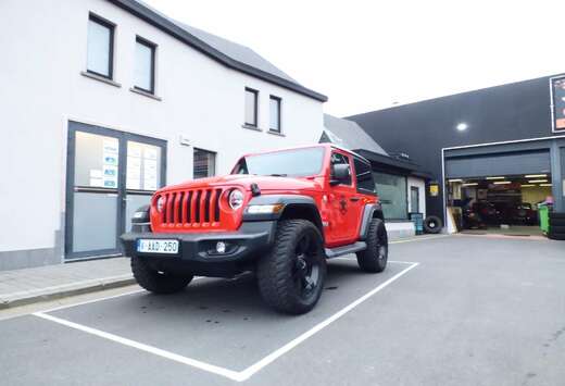 Jeep 2.0 Turbo Ultimate Sport **52000**