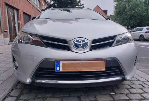 Toyota SW HEV 1.8i HSD Dynamic CVT