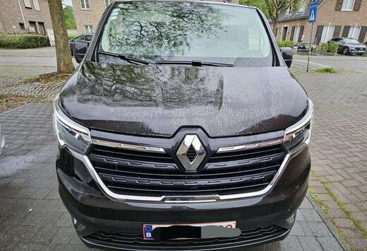 Renault 2.5 dCi 29 L2H1 Confort