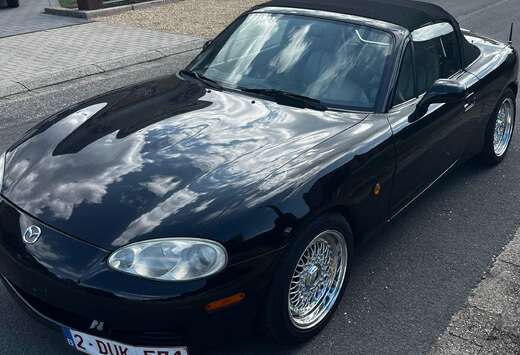 Mazda MX-5 1.6i 16v