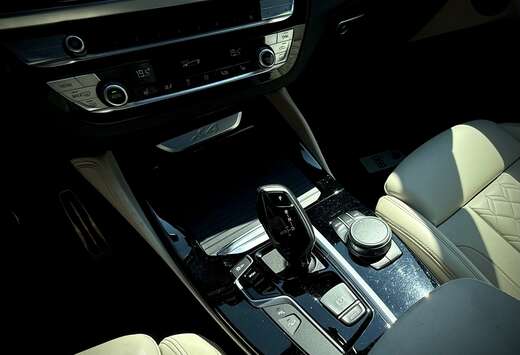 BMW 2.0iA xDrive20 OPF Pack M