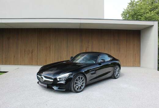 Mercedes-Benz 4.0 V8 COUPE / PANO / ACC / BURMESTER / ...