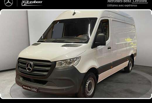 Mercedes-Benz 311 CDI L2H2 RWD