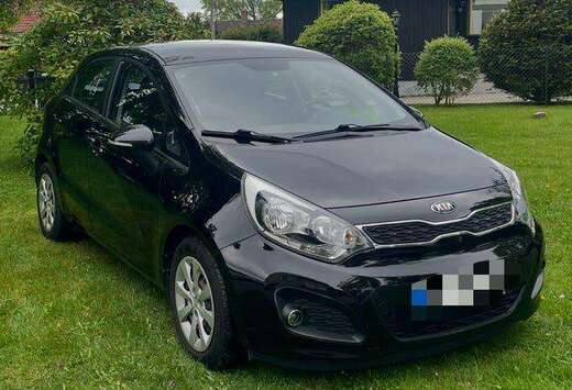 Kia Rio 1.3i LS