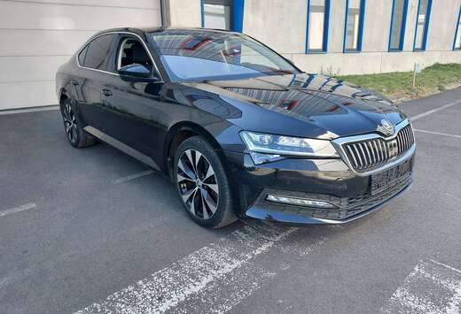 Skoda Superb 2.0 CR TDi Clever DSG